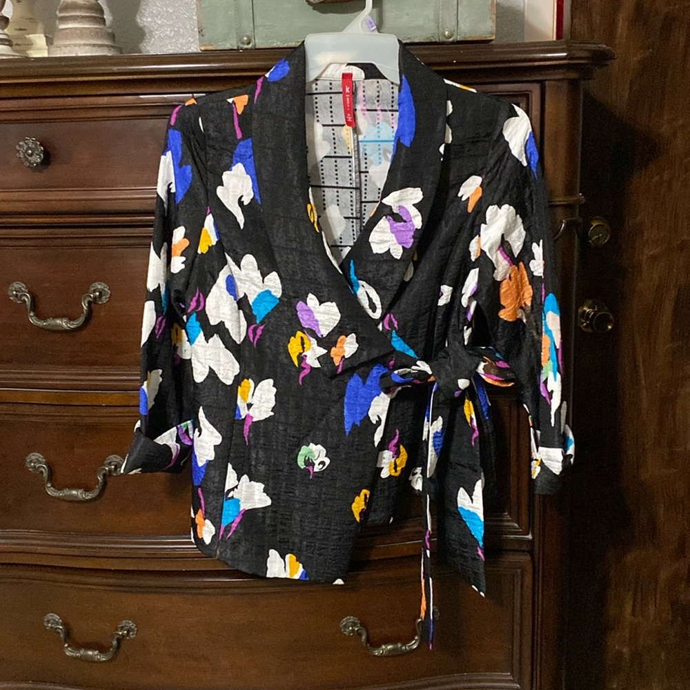 IC Collection Wrap Jacket